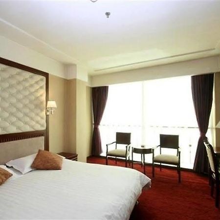 Qingpu Family Hotel Шанхай Экстерьер фото